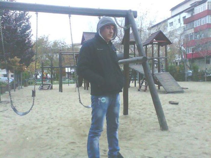 302813_523208191025585_1652942743_n - ali 2014