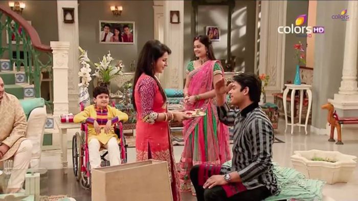 10520852_729081270517105_4582026332008087762_n - mica mireasa