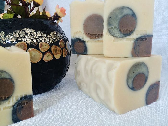 Carbune medicinal si argila rosie