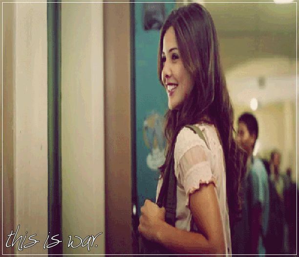 ┊deɴιι┊biine, tu? ¤continuă să zâmbească ca o ra;tată şi se pune lângă el¤ - here - episode 34 - done