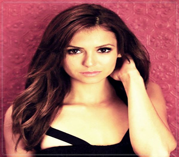 》clk *se duce dupa el si se pune in fata lui* Stai mey, nu am de gand sa mai aduc pe nimeni ;w =)); Am vrut sa te las mai intai pe tine sa intri in camera, atata tot, fara scopuri ascunse. Of.. *ofteaza* =)))))))
