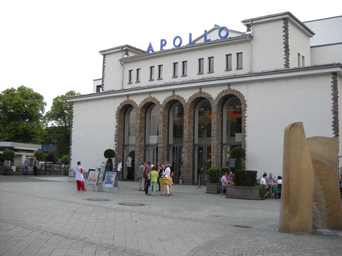 Nikon Coolpix 19 557 114 - Teatrul APOLLO din Siegen