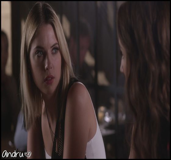 △▼ ❥ : Teme la ora asta ? =)) Um, bine .. tu ? ;-s * se depărtează puțin :)) *