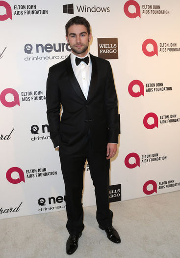 Chace Crawford Elton John AIDS Foundation ozL0dP7X86Nx