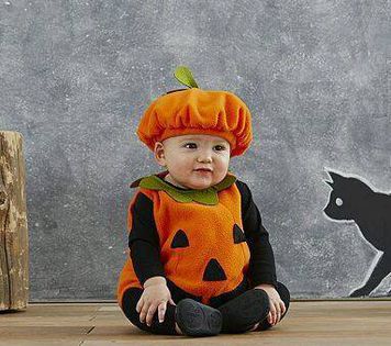 10734236_784910751591920_3795466281723389192_n - Bebelusi costumati in dovlecei de Halloween