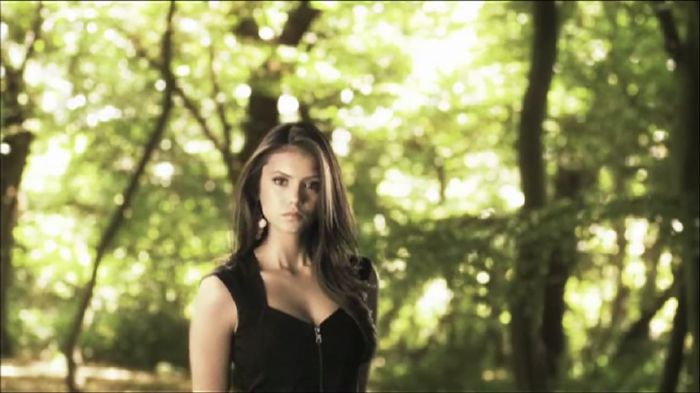 elena - Nina Dobrev