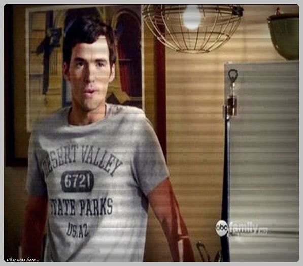 - Pai hai sa bem ; > #adda=)))) + Habar n`am... Probabil la zoo...;_??#andru=))))))