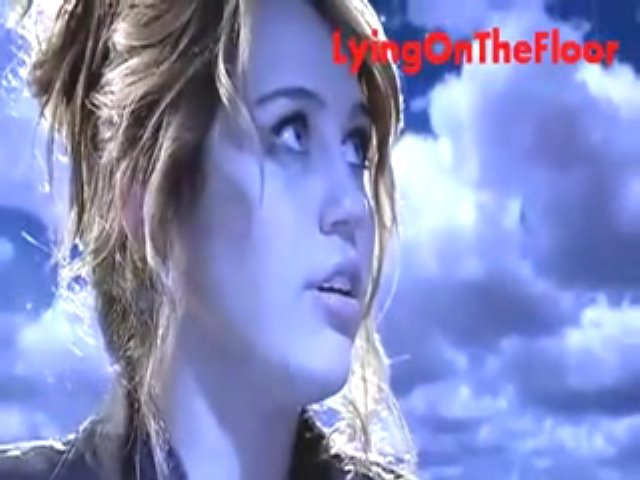 The climb official music video www.just-mileycyrus.blogspot.com-22 - Miley Cyrus-The climb