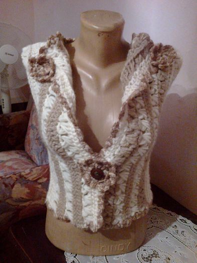 111020123055 - Crosetate la comanda 2014-2015