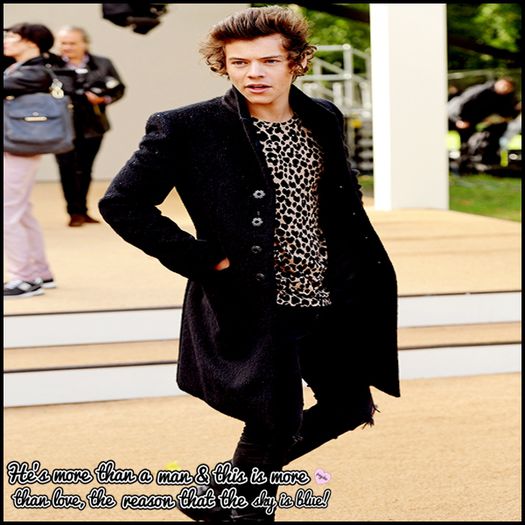 ↘.✿≂┇s͟͟͞͞s͟͟͞͞ə͟͟͞͞ๅ͟͟͞͞p͟͟͞͞ɹ͟͟͞͞ɐ͟͟͞͞ɓ͟͟͞͞ə͟͞ɹ ∆. #arunca bagajele pe jos pe undeva nuj clk;; si se aseaza pe un scaun. aham... adda... bine, tu? :)
