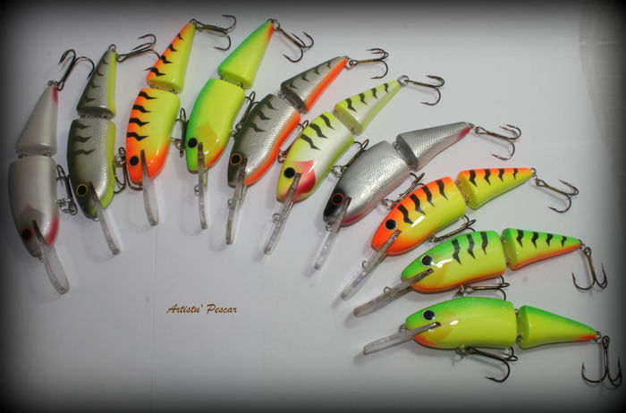 11 cm jointed sinking/floating - 0 Prezentare voblere Artistul Pescar