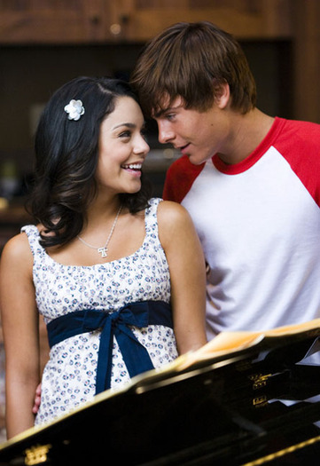 ag41639n191344 - high school musical