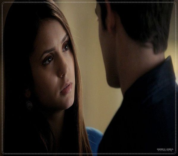 》*ofteaza, se uita la ea*Offff*nu stie ce sa mai spuna, doar se uita la ea*=))