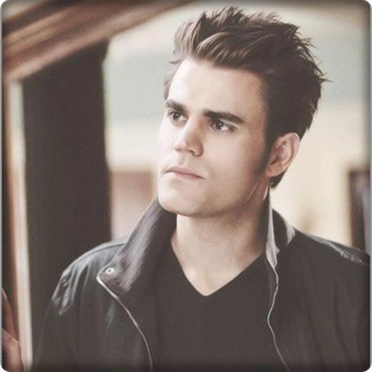 CL *canta apa cristalina* :)) Poftim #marcel; Hahahaha, nu mersi =))) #tyler    ce faci tu?:o3 #ileana
