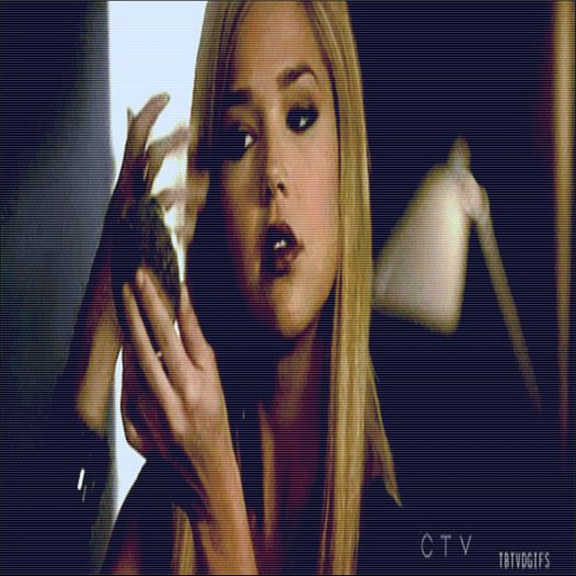 《qnqqๅǝɓnɯ❤qıʇɔɥ》; atunci esti o craciunita iar mos craciun e Cristi de la Banat =))))