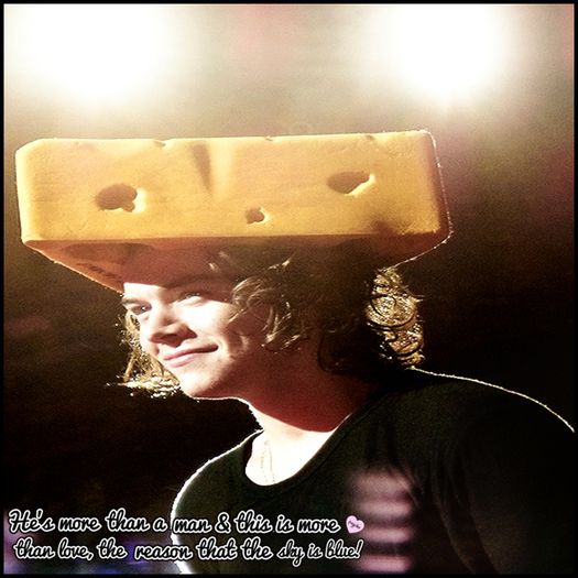 - # rade. nu m-am suparat. :)) # sta pe jos si se uita pe podea. - Epii 19 _ Bloodstream