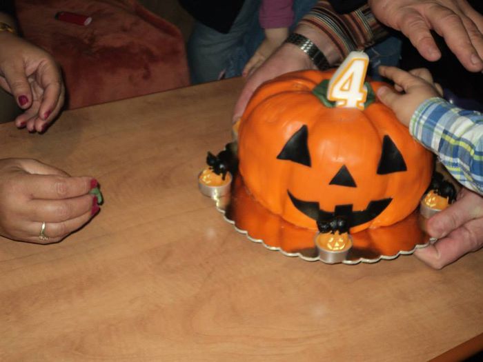 10513358_652020374914610_2015012975236016506_n