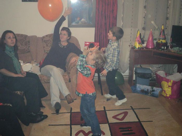 10626715_652020754914572_4131176033185442106_n