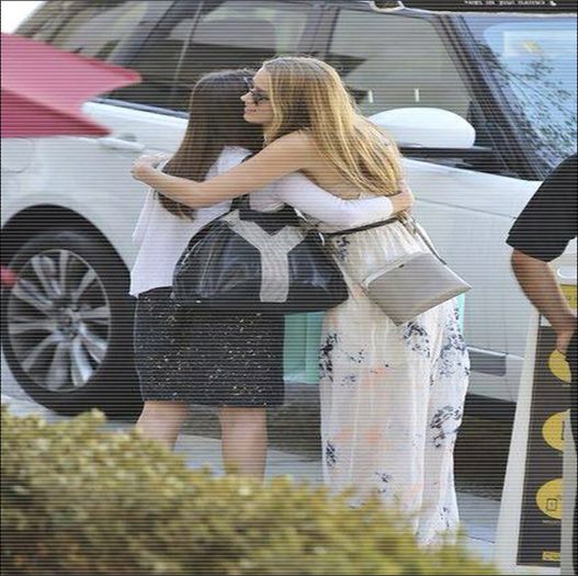 - Ehm, nu-i nimic :) #Harry. Dacă te oferi tu, e okay :3 #Adam.