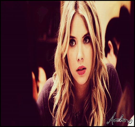 △▼ ❥ : Să știi că da ;d De ce ? :)) @Ely . Ce să fie mey, chiar vă deranjează atât de tare [cl; prezența mea? ;o =)) @Adam
