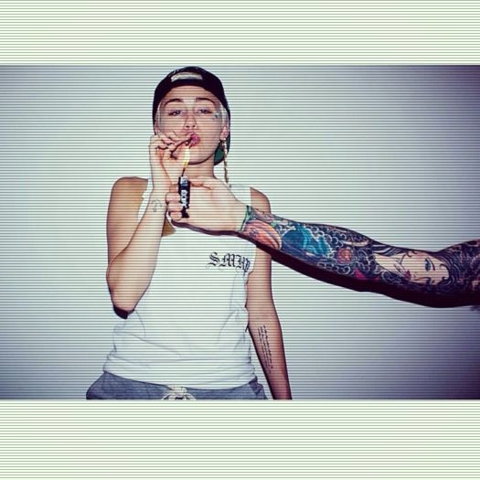 ➹̶т̶є̶є̶η̶α̶g̶є̶я̶υ̶η̶α̶ω̶α̶уϟ hey. *se uită la el și se încruntă, apoi se CL; întinde pe jos și își pune capul pe un picior de-al lui* #harry ; aolo dar nu mai da atâtea explicații. #andru ; l-ai verificat de dai cu părerea ? #adam
