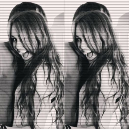 ➹̶т̶є̶є̶η̶α̶g̶є̶я̶υ̶η̶α̶ω̶α̶уϟ pff, nu se va lua nimeni la ceartă. *râde* #ely ; CL; stăteam mai bine dacă nu te întindeai. #harry
