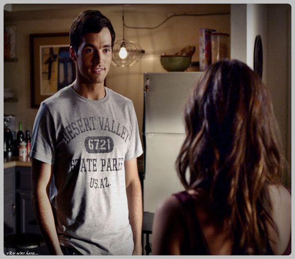 - Eu sunt pasnic... Plus ca nu sunt g;ay ca sa fiu disperat dupa p;;;la altuia, [cl]; cum fac altii...#ely
