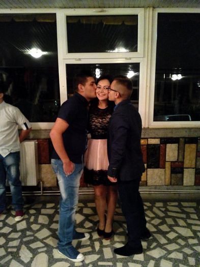 10751892_744729222273005_698083593_n