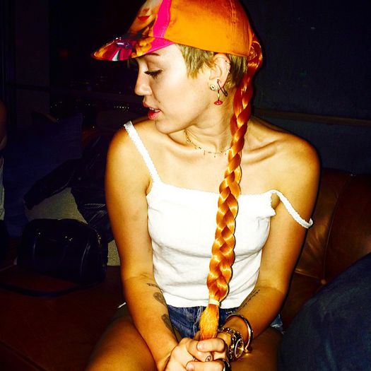 - (da o sa pun aceleasi poze and nu o sa fie editate) CL - Epii 19 _ Bloodstream