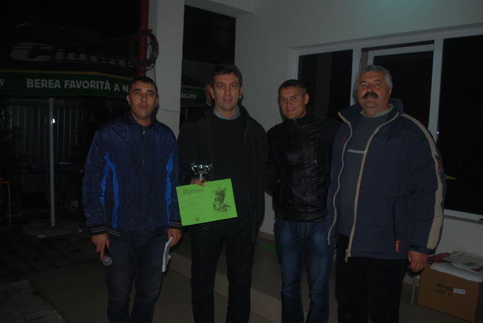 maraton national; locul II,premiati de Campionul FCPR,Preda Gheoghe!
