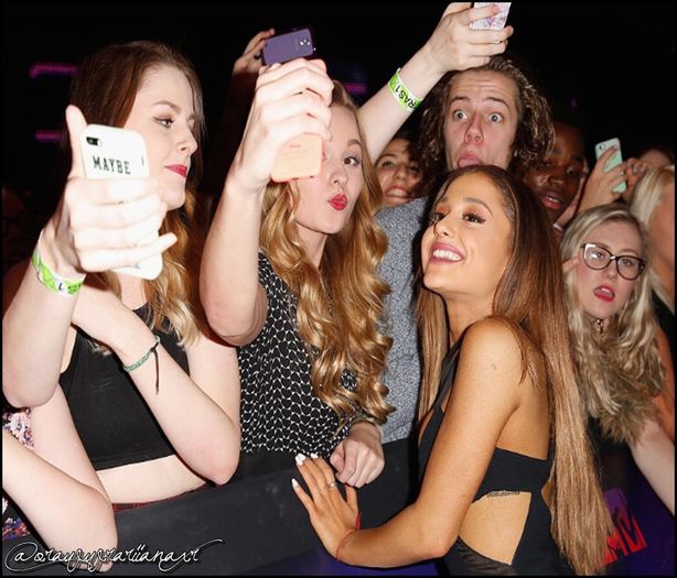 Ariana Grande attends the 2014 MTV EMA’s - 2O14