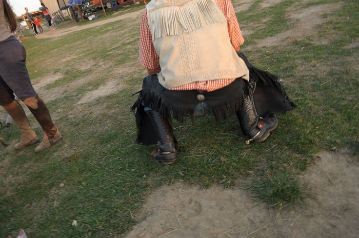 10676800_877851235566783_1815376795_o - western cowboy