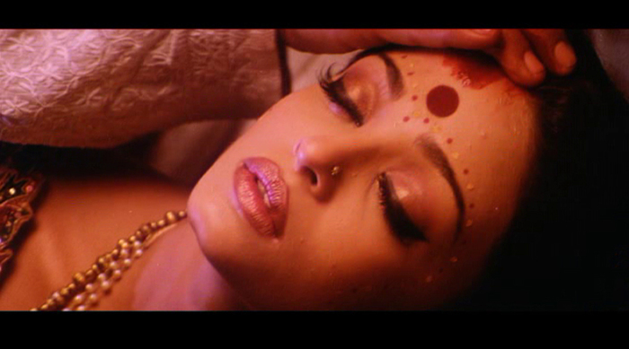 Devdas-aishwarya-rai-6802358-864-480