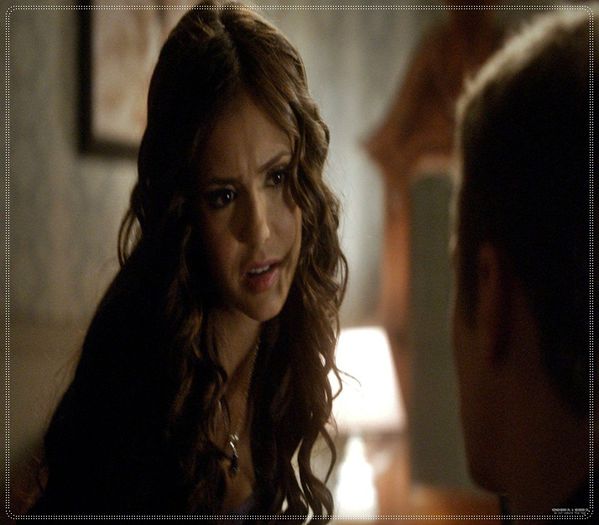 》clk Stau si ma plictisesc de moar;te, tu ce faci? *zambeste si-si da o suvita de par dupa ureche=)) - Epii 19 _ Bloodstream