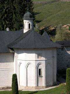 paraclisz - Manastirea Putna