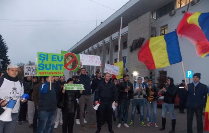 C-ta "Ponta,nu uita,ne vedem la DNA"