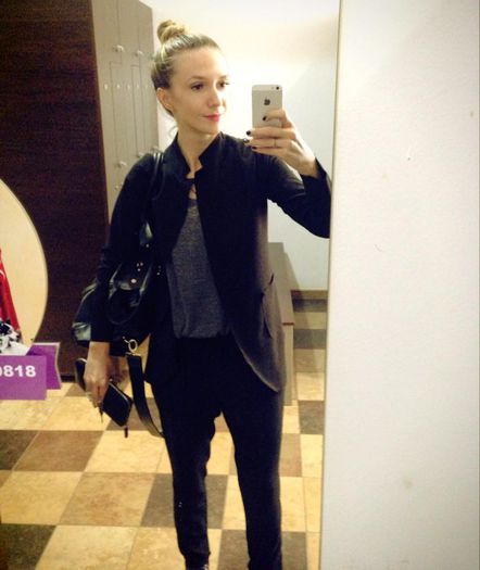 10437023_915043211858307_5436906634457083861_n - Adela Elena Popescu