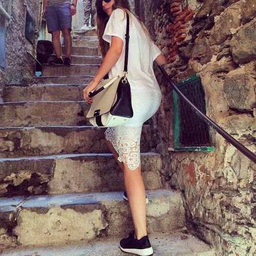10710923_897635406932421_465097670534645821_n - Adela Elena Popescu