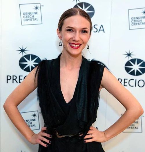 10712829_921076037921691_1628279490160668898_n - Adela Elena Popescu