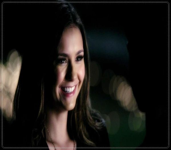 》*se agata de o perdea si se da uţa razand singura* ;<=)))) - Epii 20 _ Never let me go