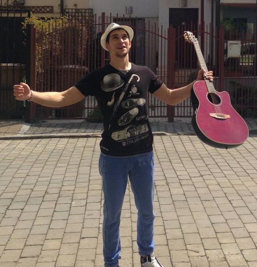 10799813_698723640234522_479863418_n