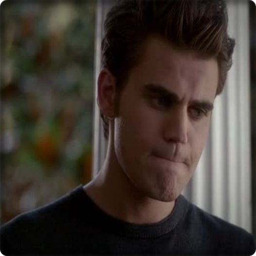 CL Davinaaa *kiss* ce e vtm pe digi24 ca nu prind:))) .; Ha-ha, vezi ca eu am voce ;) :)))#hayley + ce nu te.astepti #elena + Da uite candideaza la presedentie #caroline
