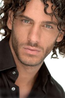 Erick Elias-Nicolas Bravo - Protagonistas de telenovelas