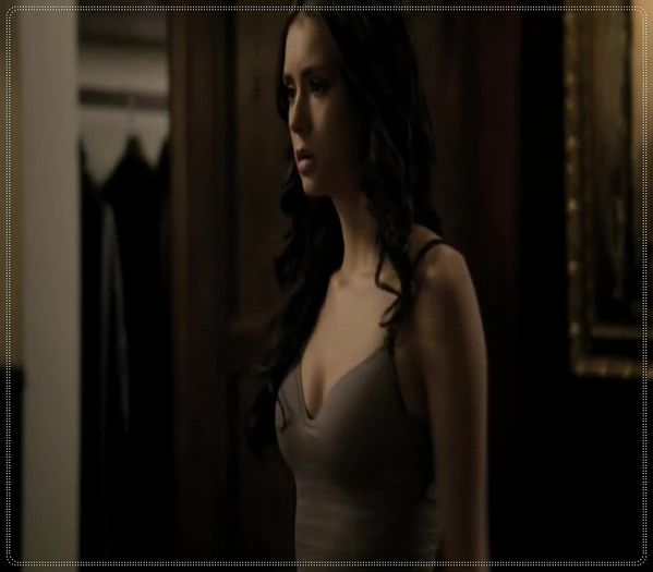 》*intra in cladire si se uita in jur*Unde oi fi lasat geanta aia afu;risita ?? - Epii 20 _ Never let me go