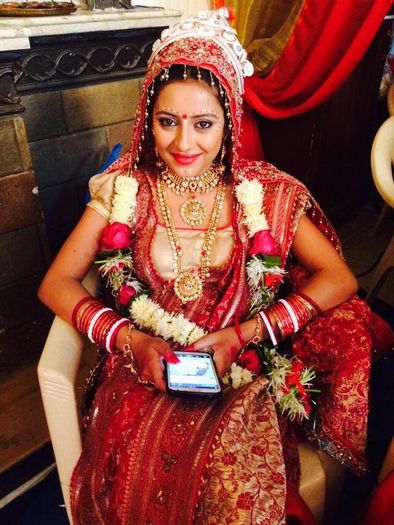 1557601_605007592941755_2424511207168059189_n - mica mireasa