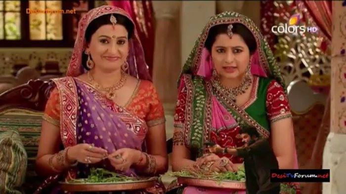 10478547_611420335633814_3661408275106272692_n - mica mireasa