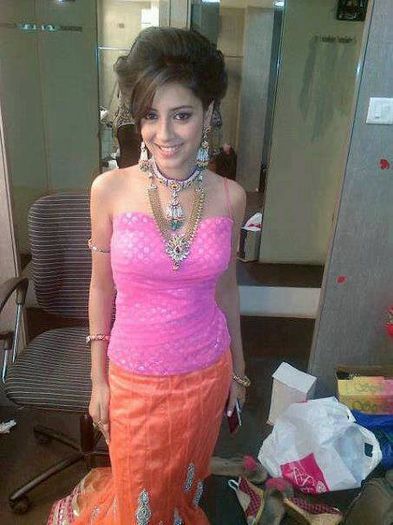 10526000_611574802285034_81358444024438646_n - mica mireasa