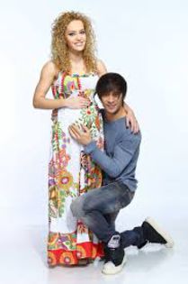 monica si dima; sunt casatsi au un copil pe nume sasa
