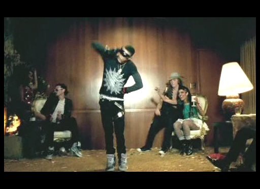 Lady Gaga feat. Colby O'Donis - Just Dance-114