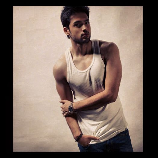 10665602_690837997674477_2045355611_n - Kaisi Yeh Yaariaan Cum e prietenia